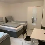 בית הארחה At-rooms הנובר