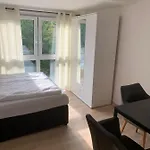 בית הארחה At-rooms הנובר