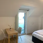 בית הארחה At-rooms