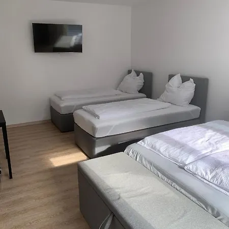 At-rooms הנובר