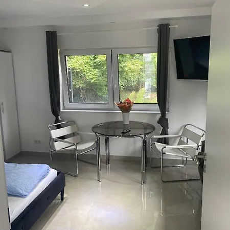 At-rooms בית הארחה הנובר