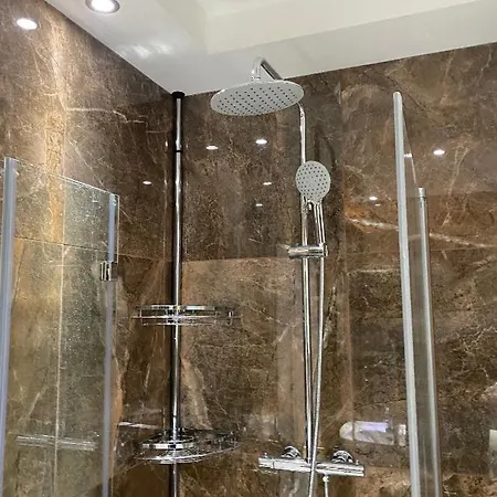 At-rooms בית הארחה הנובר
