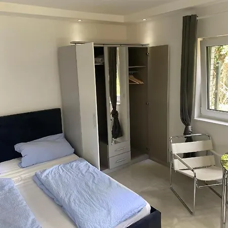 בית הארחה At-rooms *