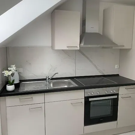 At-rooms 게스트하우스