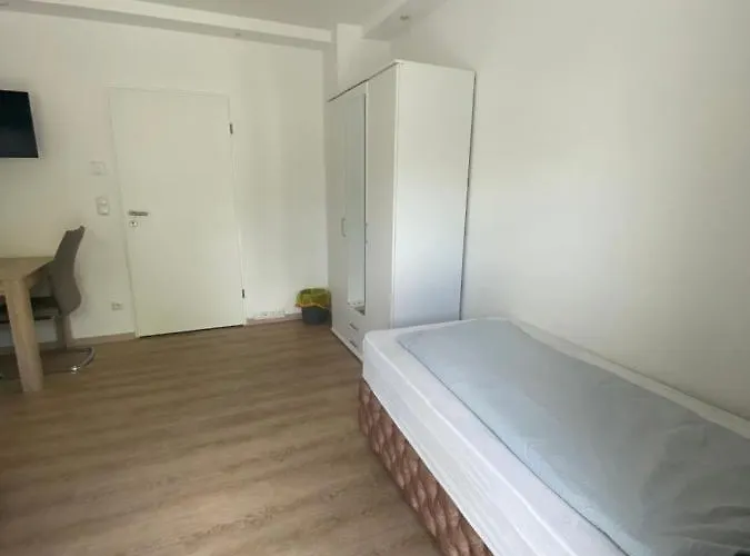 Pensionat At-rooms *